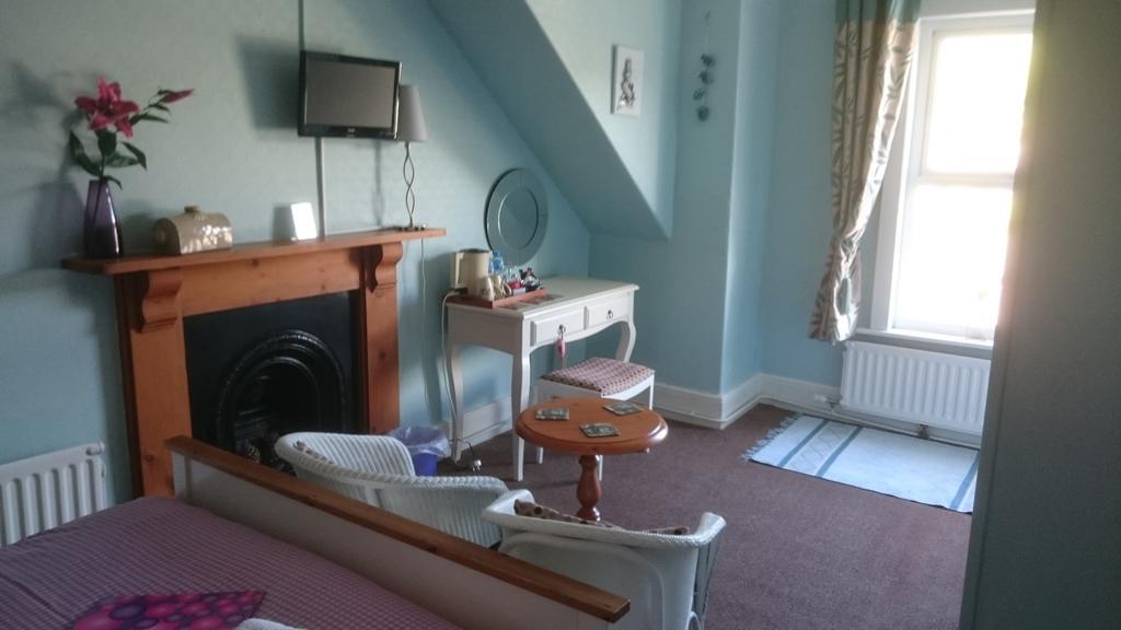 Rainbow Ridge Guest House Ilfracombe Room photo