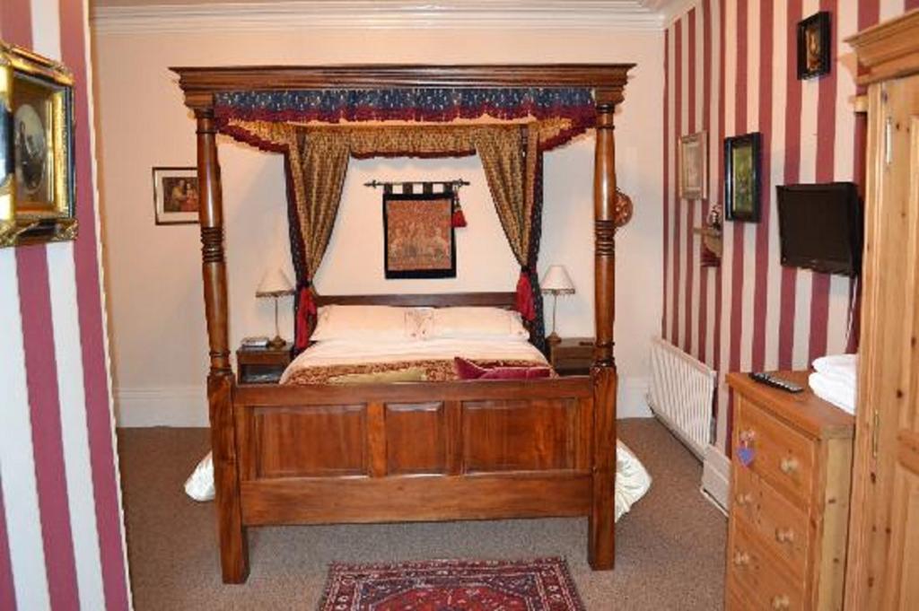 Rainbow Ridge Guest House Ilfracombe Room photo